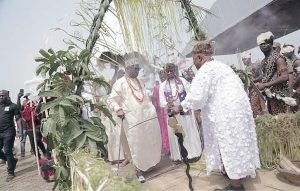 Decorating the Oku Ibom