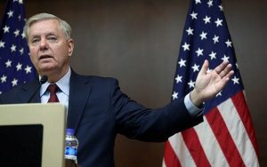 U.S. senator urges Trump to slow Syria pullout until IS is defeated