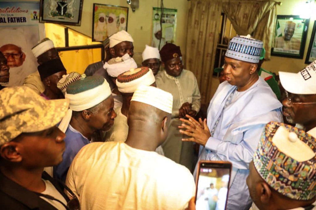 Ndigbo, Hausa, Fulani communities, others pledge allegiance to Saraki