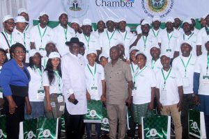 Prof.-Charles-Dokubo-Coordinator-Presidential-Amnesty-Programme-in-a-group-picture-with-the-PAP-delegates.