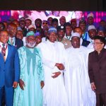 PRESIDENT-BUHARI-SIGNS-2ND-ELECTION-PEACE-ACCORD-WITH-PRESIDENTIAL-CANDIDATES-FOR-2019-GEN-ELECTION-2B