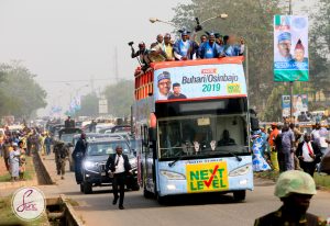 Buhari storms Abeokuta for rally