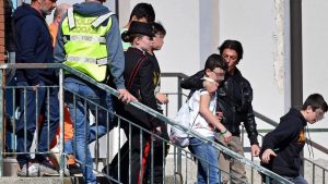 _106116631_053066379