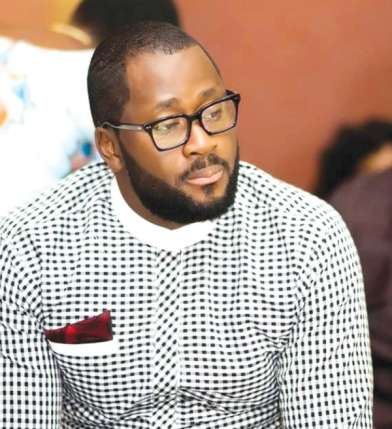 Desmond-Elliot3