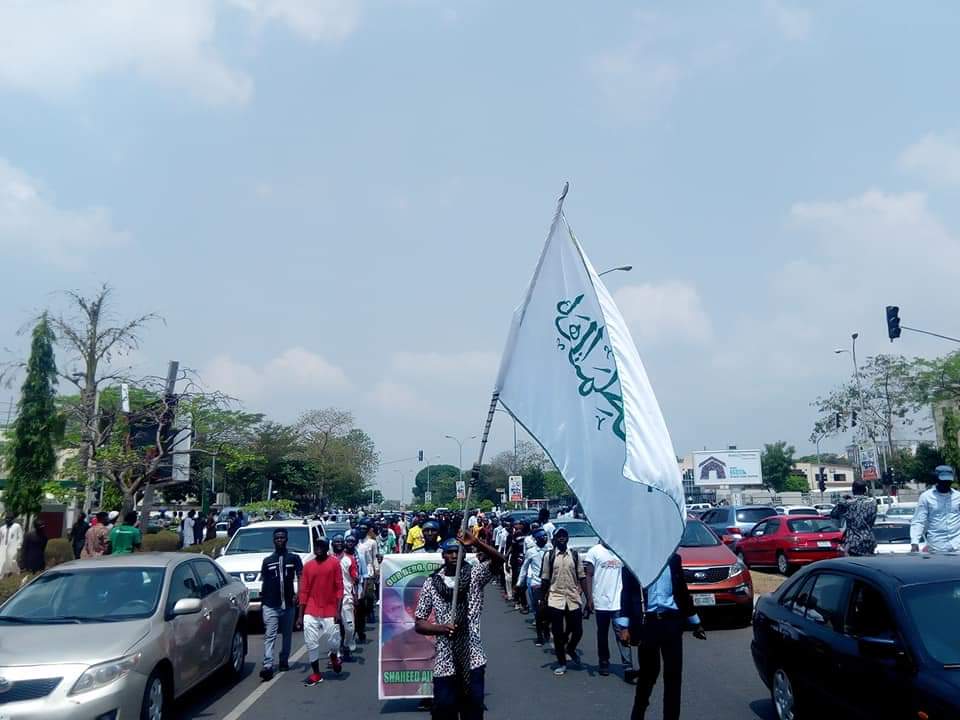 Again, El-zakzaky supporters shut down Abuja in protest