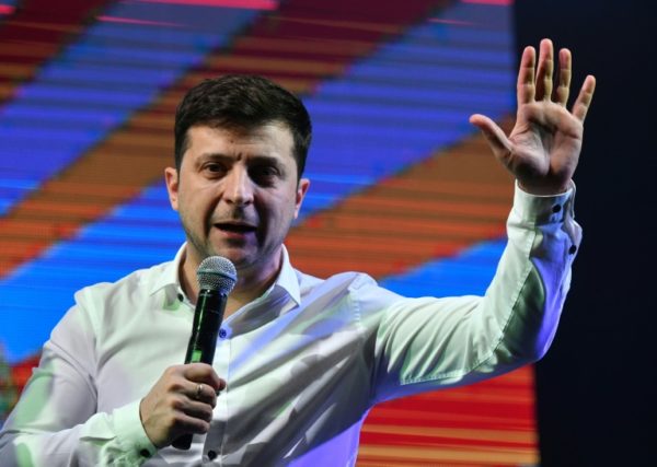Actor-Zelensky-leads-Ukrainian-presidential-race-e1554021377685