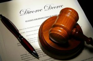 Divorce-Papers