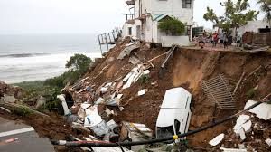 Floods kill 50 in South Africa