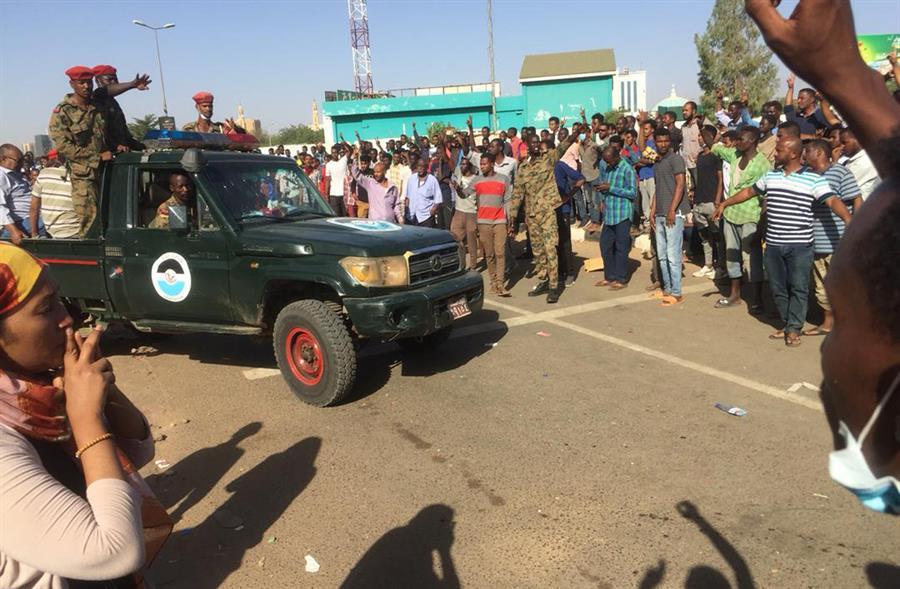 Sudanese army blocks attempt to disperse protesters- witnesses
