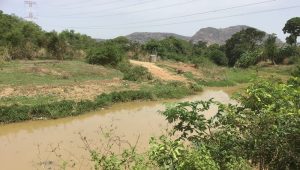 The-abandoned-portion-of-the-Kubwa-Arab-road-bypass-to-Dutse-Alhaji