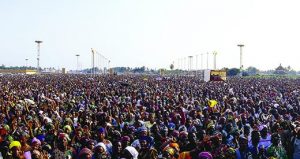 Benin-Crowd-shot
