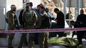 Palestinian shot dead after stabbing Israelis in Jerusalem