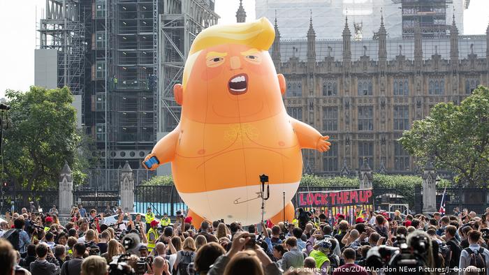 Trump-Baby-Blimp