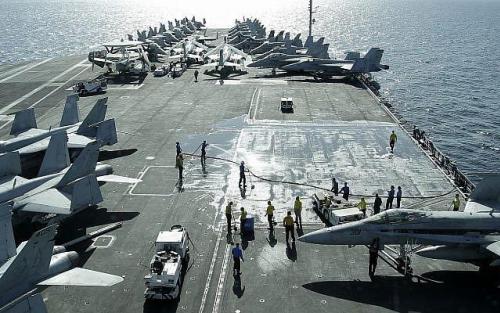 carrier group iran