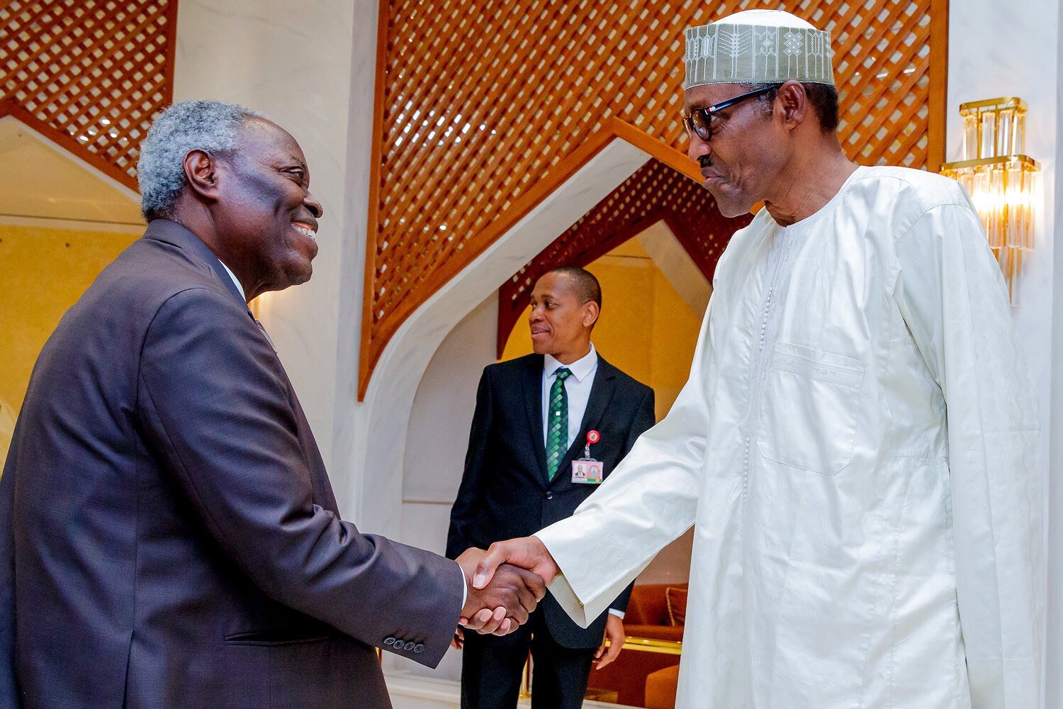 Buhari greets Deeper Life’s Kumuyi at 78