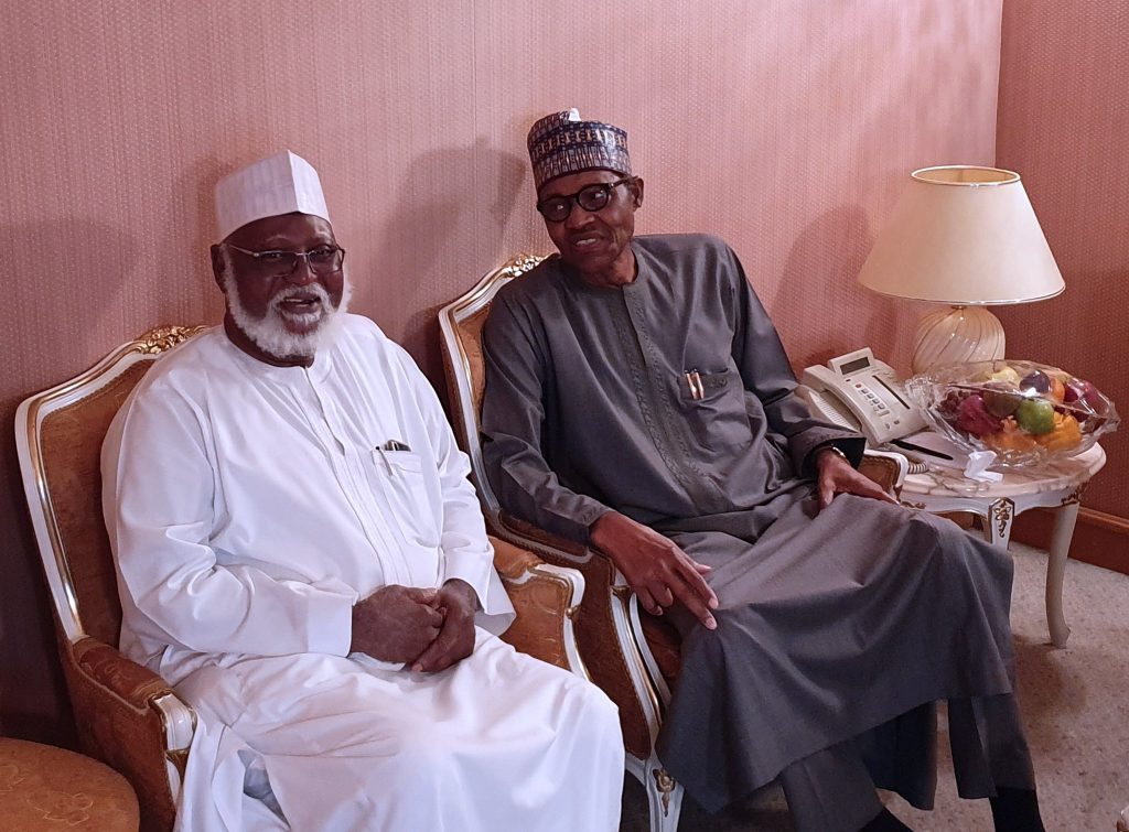 Abdulsalami (l), Buhari (r)