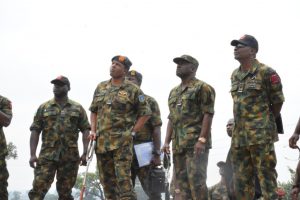 Chief of Air Staff, Air Marshall Abubakar (centre)