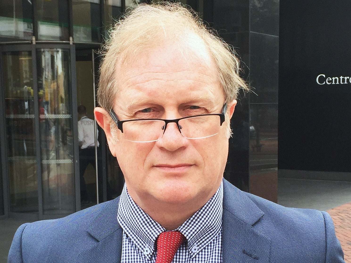 Dr-David-Mackereth