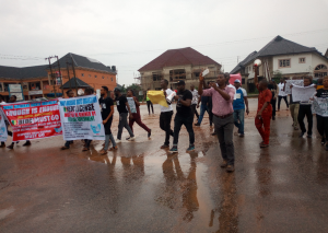 Asaba residents march against poor BEDC services, defy police order