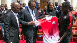 president-uhuru-kenyatta-and-fkf-president-nick-mwendwa_148l3yyho8kdo1f67trvcy2vsw