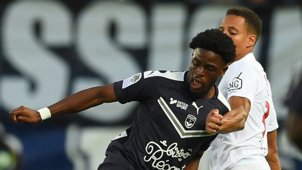 josh-maja-bordeaux_fgl049ba878rzeo2lh0l6x1h