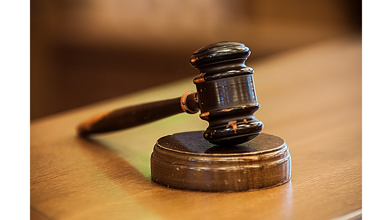 Gavel_WEB_0