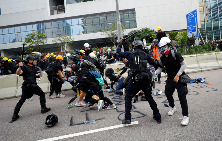Hong-Kong-police-battle-with-violent-protesters-768×488
