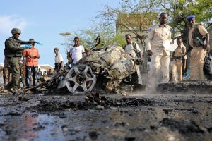 Somali car bomb kills three at checkpoint