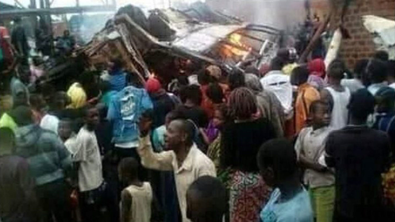 Congo bus fire.jpg.jpg_39538447_ver1.0_1280_720