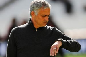 Jose-Mourinho-is-time-for-a-comeback-running-out