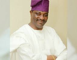 Mr Kolapo Osunsanya,