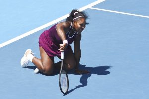 Serena-Williams-and-Wozniacki-reach-the-Auckland-semi-finals