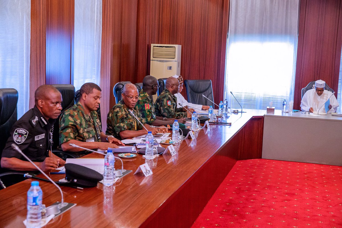Buhari-Meets-With-Security-Chiefs-In-Abuja