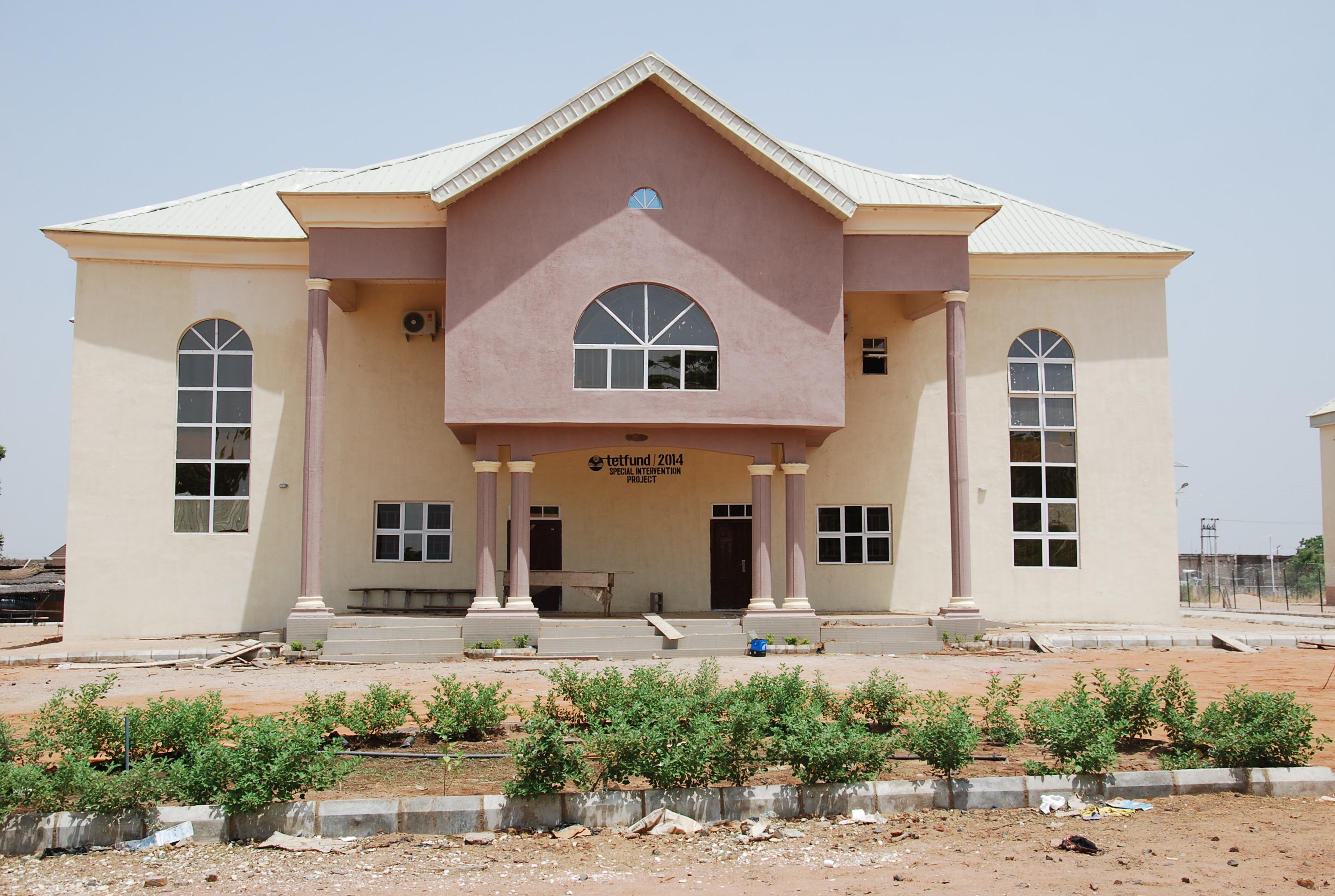 New-Schoool-of-Science-and-Technology-Complex