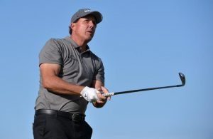 Phil-Mickelson-watches-his-shot-300×195