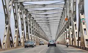 COVID-19- Anambra shuts Onitsha River Niger Bridge, trains health officers