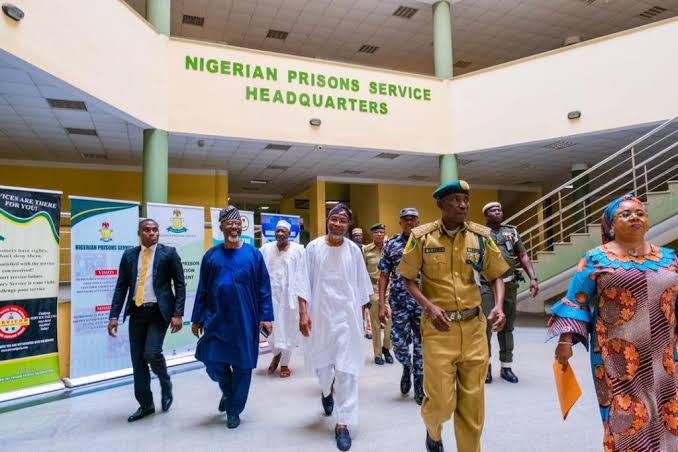 COVID-19: Interior minister calls for speedy decongestion of prisons