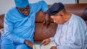 Fayemi, Alaafin meet in Ibadan