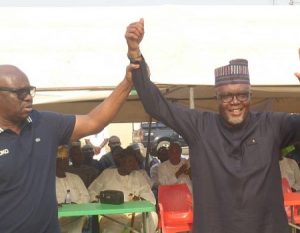 Ayo Fayose (l), Bisi Kolawole (r)