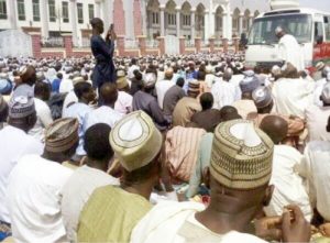 Worshippers-witness-the-opening-of-the-reconstructed-Maiduguri-Central-Friday-Mosque-499×367