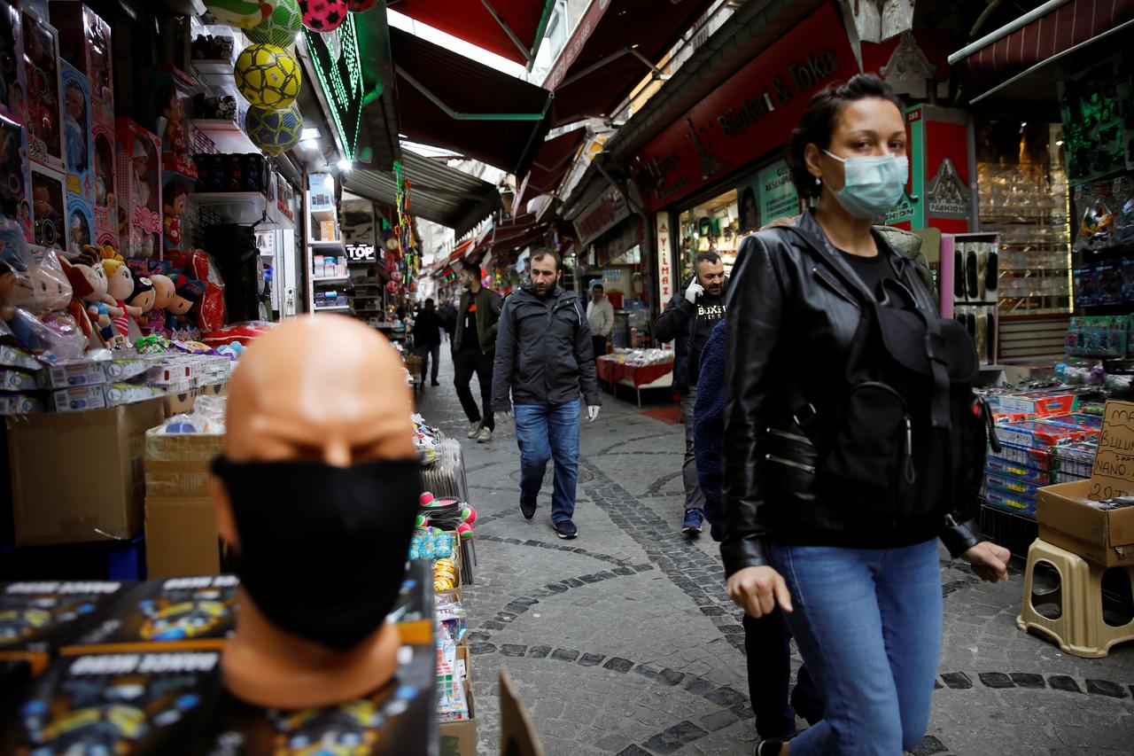 coronavirus-turkey-reuters-face-masks