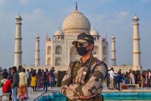 Indian government imposes 21-day nationwide lockdown over coronavirus