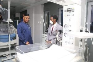 Akwa Ibom State Governor Udom Emmanuel (left) inspecting the new equipment at the hospital
