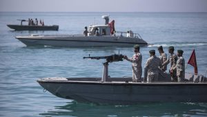 iraans-leger-raakt-bij-oefening-per-ongeluk-eigen-schip-met-raket-19-doden