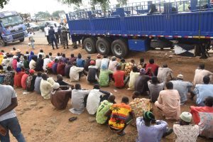Pic.1.-Security-arrests-189-interstate-travel-violators-at-Zuba-in-Abuja-300×200