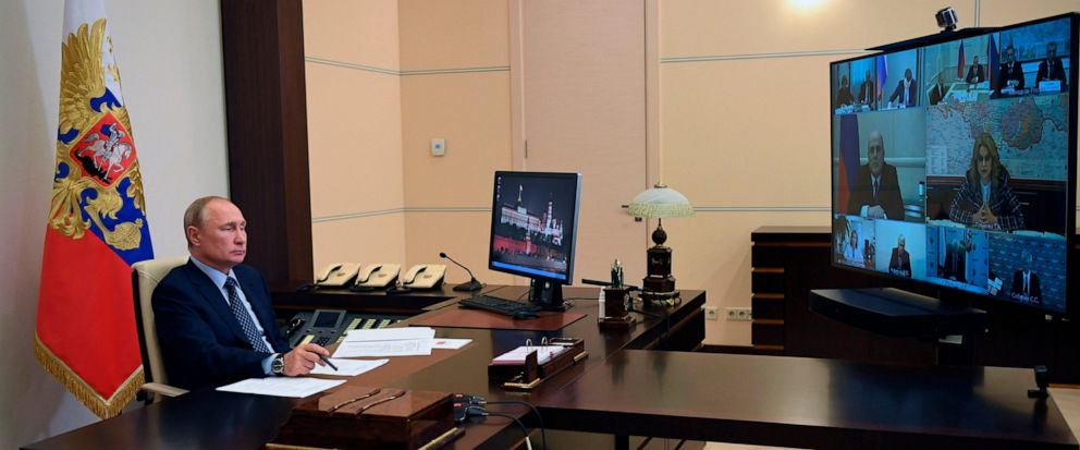 Fearing virus, Kremlin clears way for postal, electronic voting