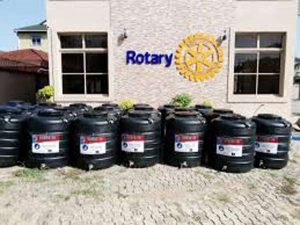 Rotary club donates water tanks to Lagos