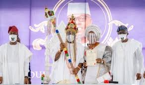 Sanwo-Olu presents new Oniru with staff of office