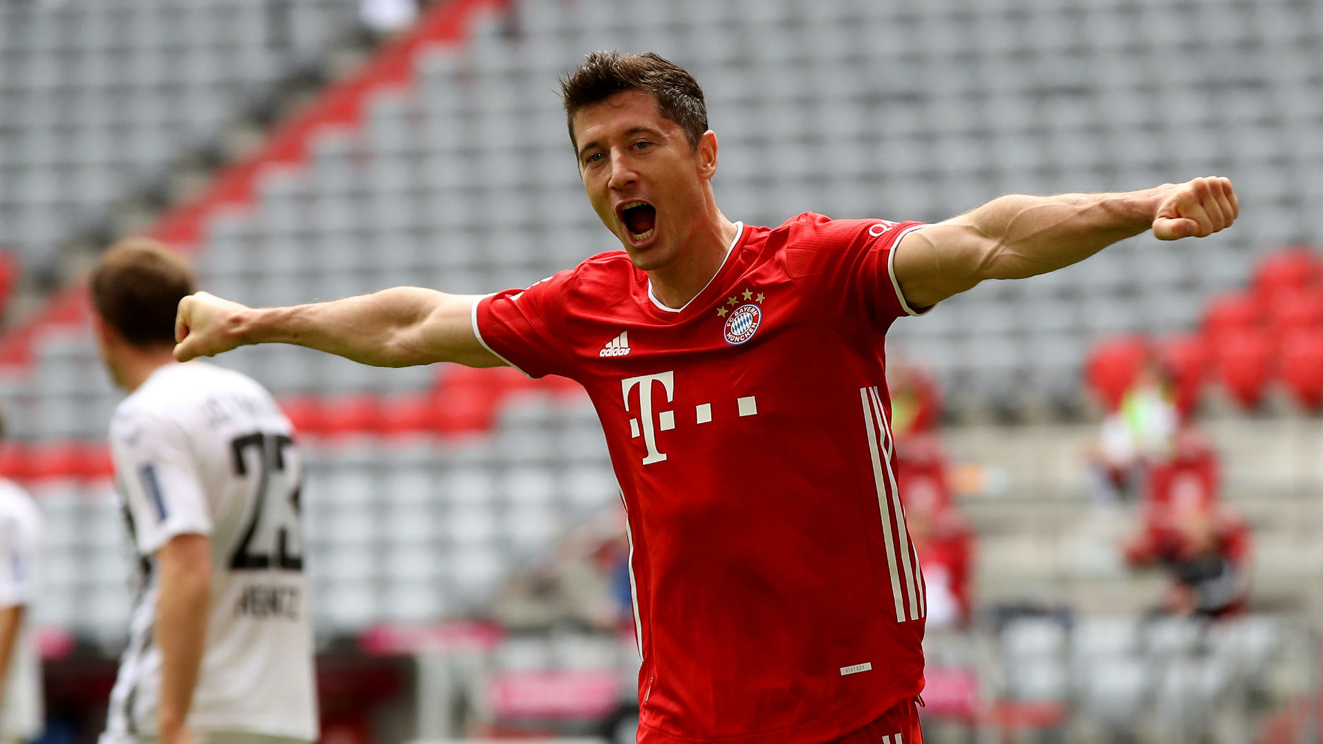 lewandowski-cropped_1orih61alfkwq1f528i827cr44