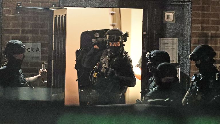 skynews-reading-terror-stabbing_5018835